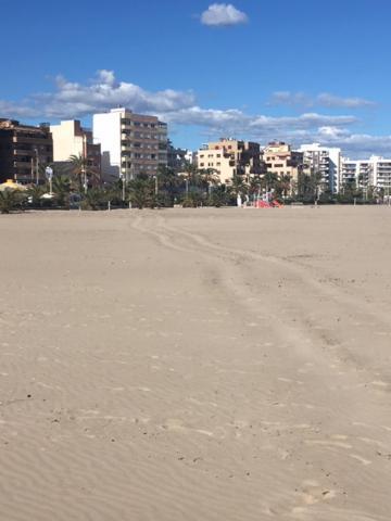 Un impresionante apartamento cerca de la playa/An impressive apartment near the beach. Sagunto Exterior foto